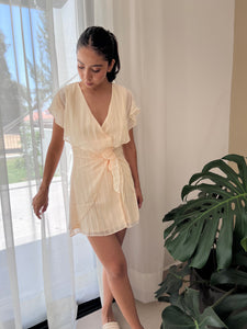 Vestido Mini Nudo