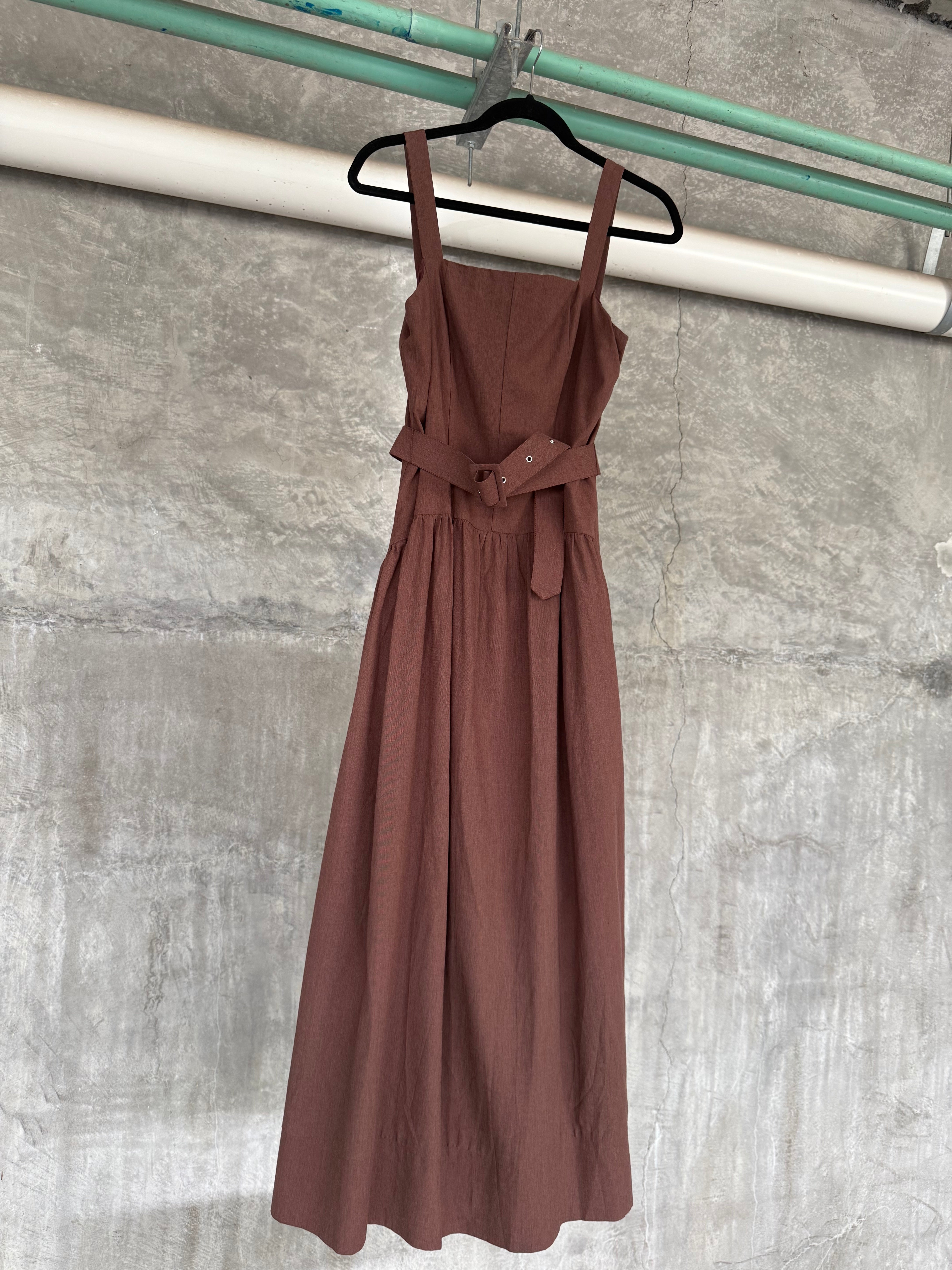 Vestido Midi Cinturón