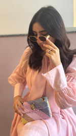 Cargar imagen en el visor de la galería, Vestido Moño Rosa
