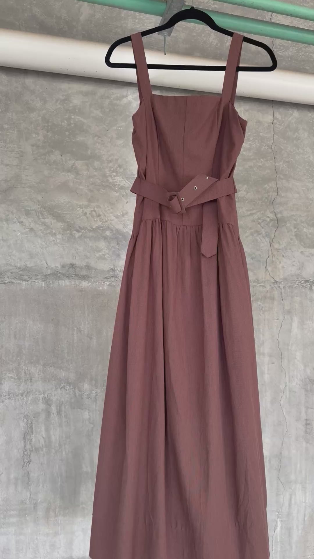 Vestido Midi Cinturón